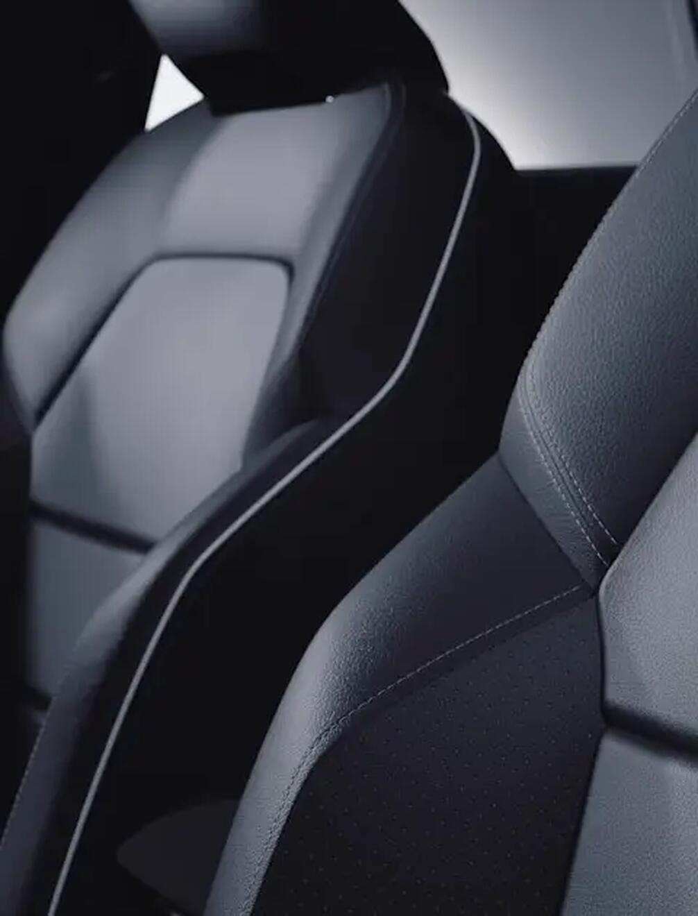 Interior right